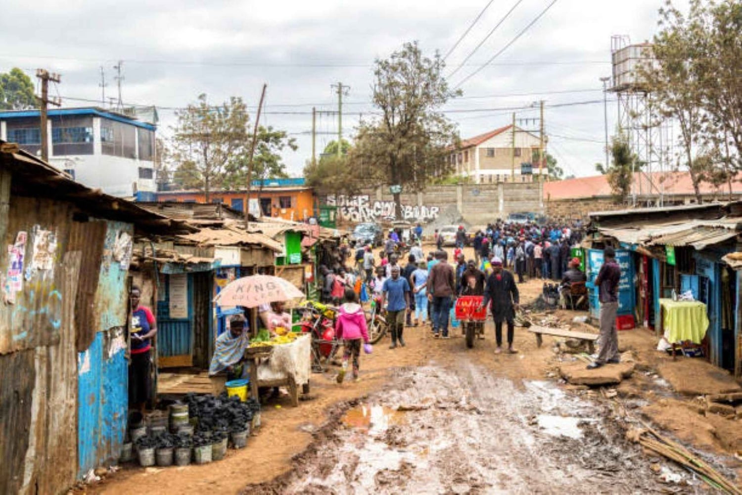 Nairobi: tour mattutino di Kibera con tè keniota e mandazi
