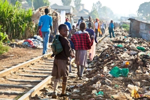 Nairobi: tour mattutino di Kibera con tè keniota e mandazi