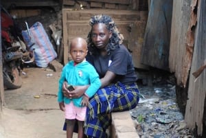 Nairobi: ,Kibera slumområder Guidet tur med beboer.