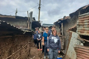 Nairóbi: excursão a pé de meio dia pelas favelas de Kibera.