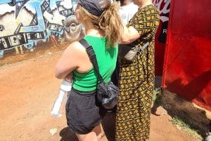 Nairobi: Kibera Street Art Tour mit lokalen Künstlern