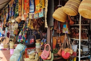 Nairobi: Market Tour & Gym Experience with Strongman