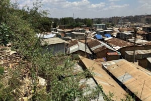 Nairobi: tour a pie por el barrio marginal de Mathare con guía local