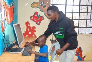 Nairobi: tour a pie por el barrio marginal de Mathare con guía local