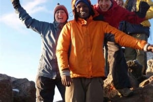 Nairobi: Escursione di un giorno sul Monte Kenya con pranzo