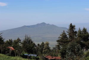 Nairóbi: Viagem de 1 dia de ciclismo e caminhada no Monte Longonot