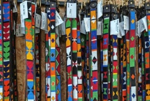 Nairobi: Visita al Museo, KICC, Centro de la Jirafa y Bomas de Kenia