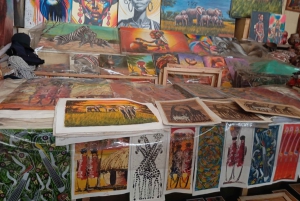 ナイロビ：ナイロビの文化を散策しながら、部族と交流いたします