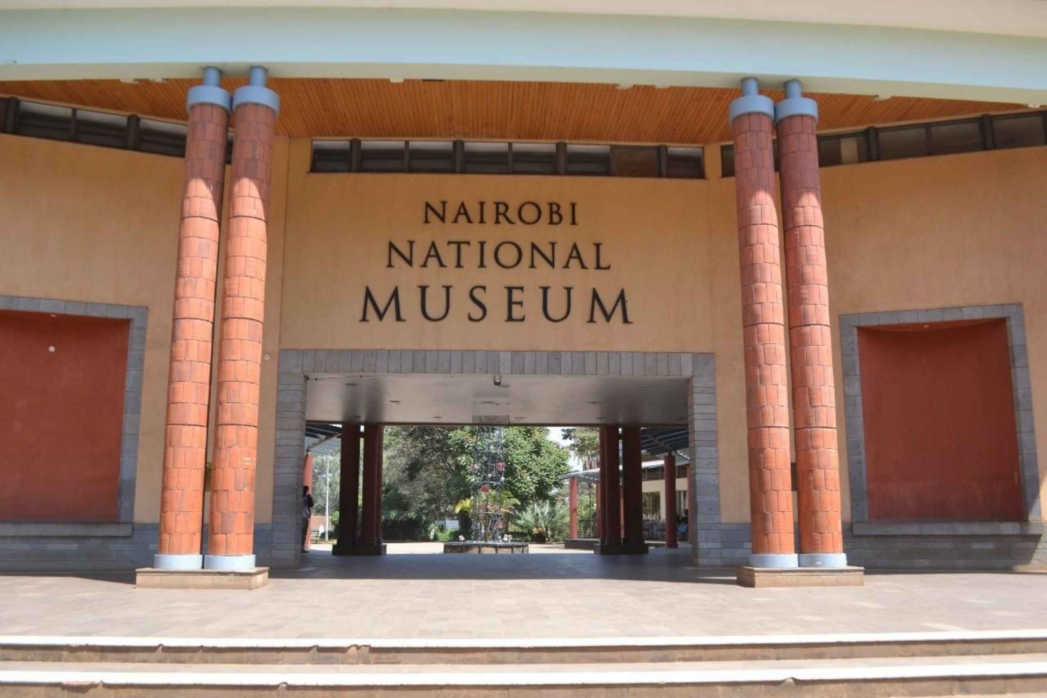 Nairobin kansallismuseon opastettu kierros