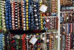 Halvdagstur i Nairobi nasjonalpark &Kazuri perlefabrikk