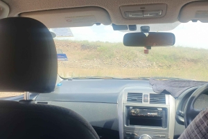 Nairobi: Recorrido por el Parque Nacional con traslados al aeropuerto.