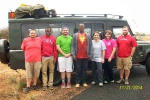 Nairobin kansallispuisto: avoimella peltikattoisella jeepillä