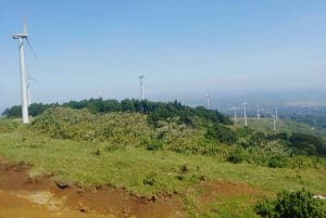 Nairobi: Ngong Hills Wandelen en Zip Lining Tour