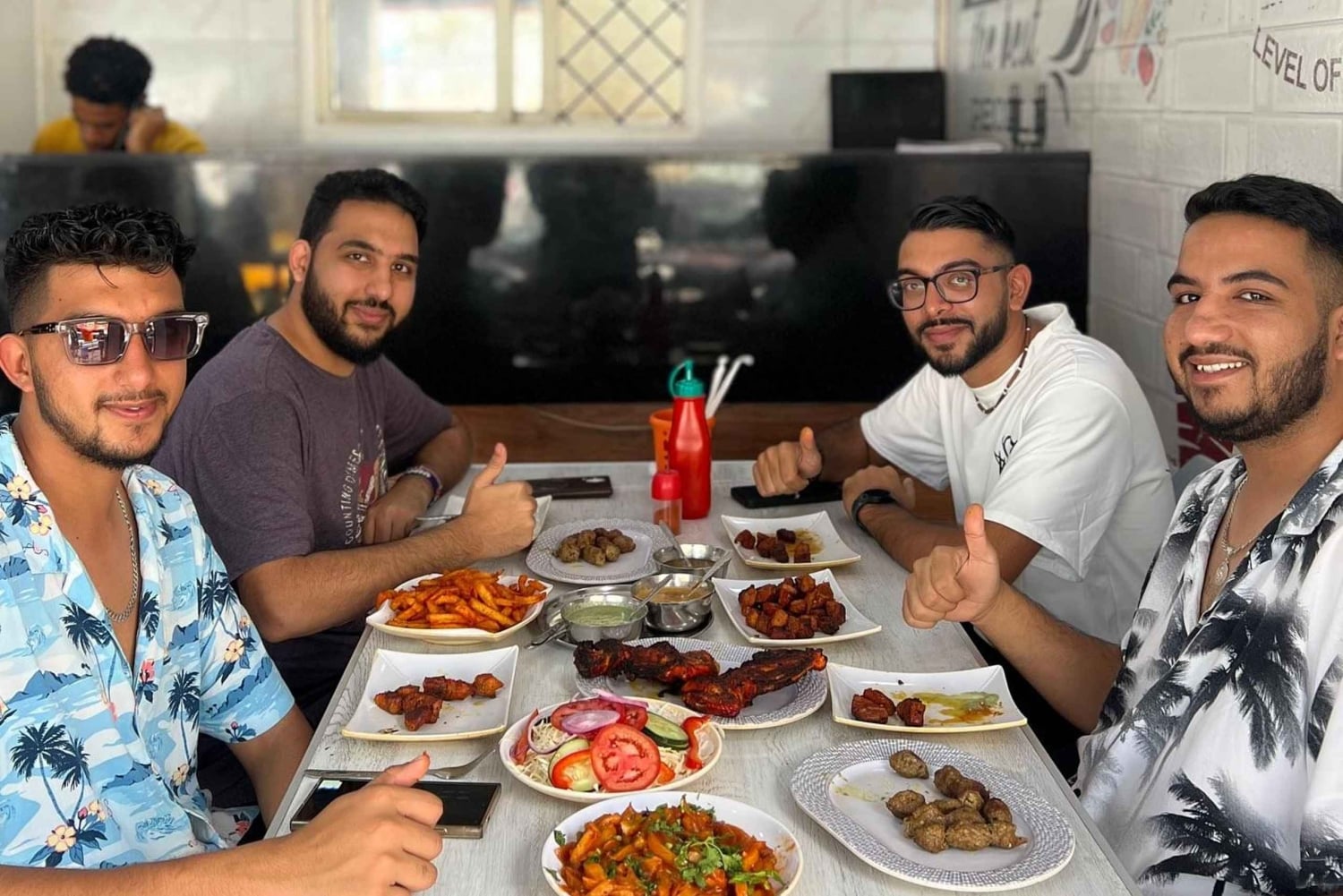 Nairobi: Nattelivstur med lokal guide