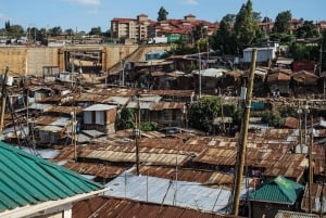 Nairobi: Private Kibera Slum Tour with Roundtrip Transfer