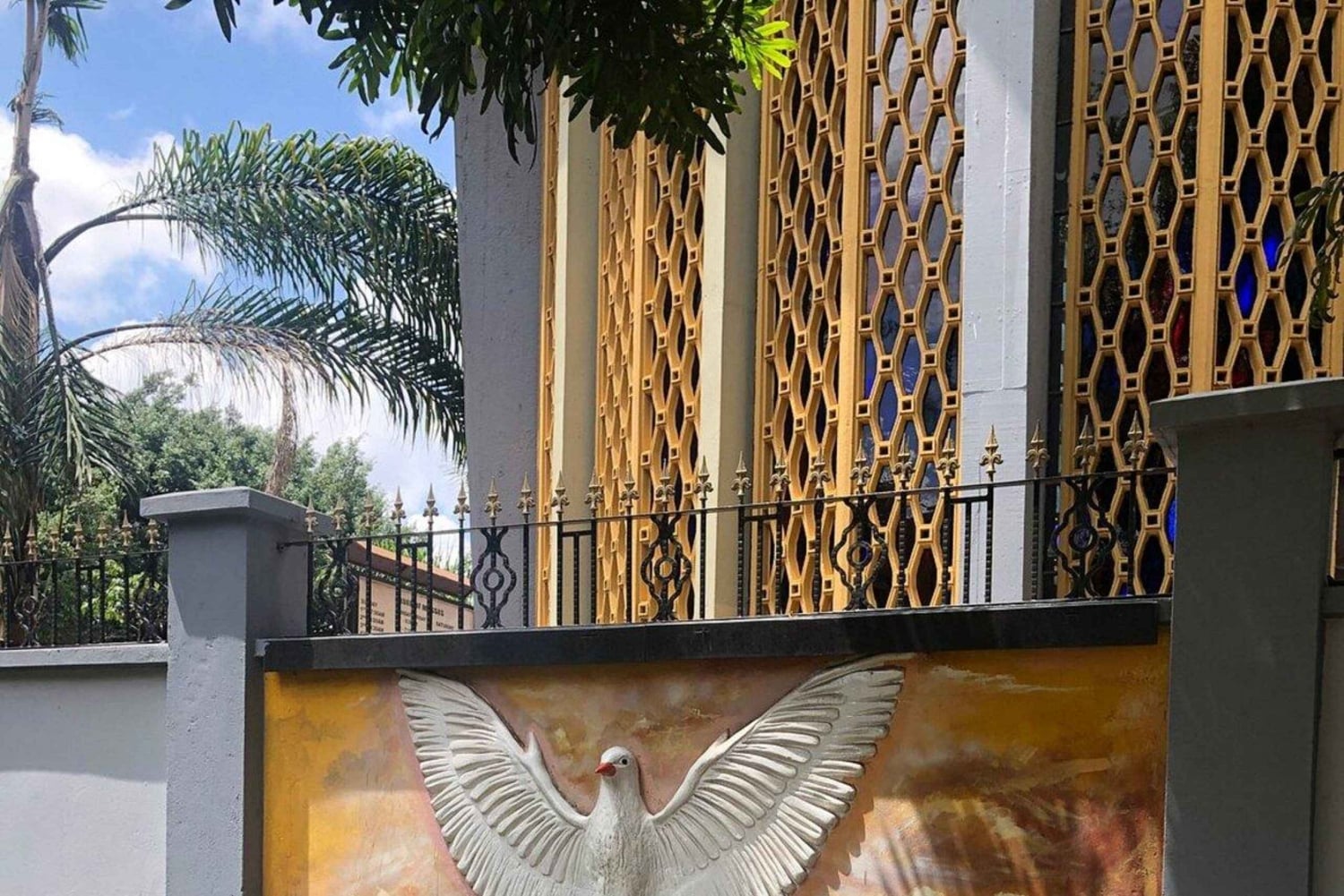 ナイロビ：宗教ガイド付きウォーキングツアー（ホテル送迎付き）