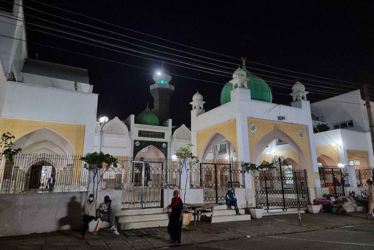 ナイロビ：宗教ガイド付きウォーキングツアー（ホテル送迎付き）