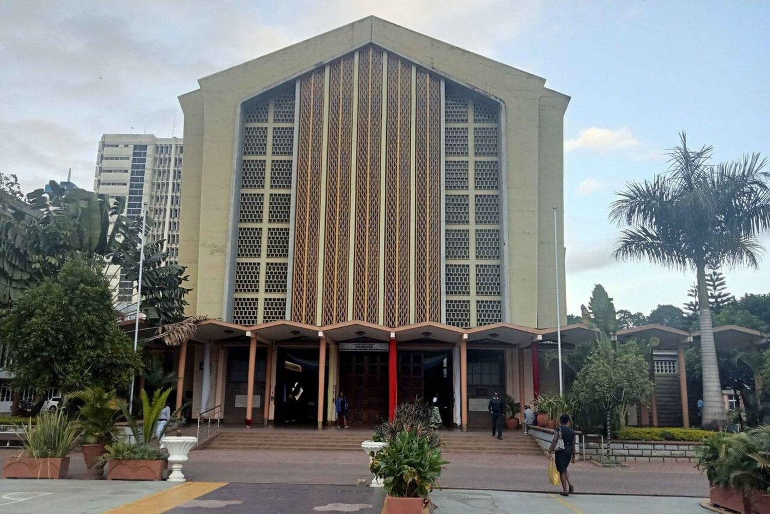 ナイロビ：宗教ガイド付きウォーキングツアー（ホテル送迎付き）