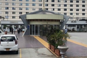 ナイロビ：宗教ガイド付きウォーキングツアー（ホテル送迎付き）