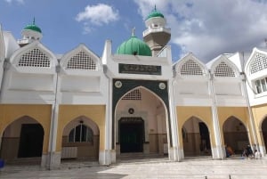 ナイロビ：宗教ガイド付きウォーキングツアー（ホテル送迎付き）