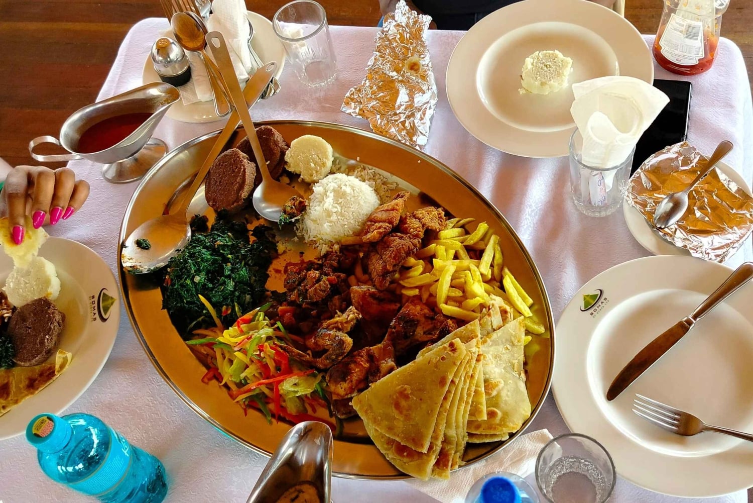 Nairobi: jantar no Safaripark, vida noturna e espetáculo de dança