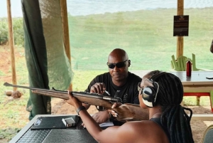 Найроби: однодневная поездка на стрельбище и в деревню масаев