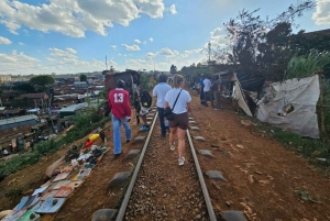 Nairobi: Wycieczka piesza „Kibera Empowerment”
