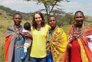 Nairobi: Women of the Maasai Mara Social Enterprise Tour