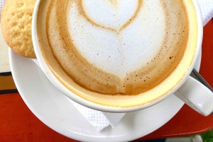 Naivasha: Ranch Bistro Guided Tour with Meal and Drinks