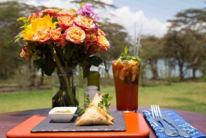Naivasha: Ranch Bistro Guided Tour with Meal and Drinks