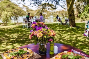 Naivasha: Ranch Bistro Guided Tour with Meal and Drinks