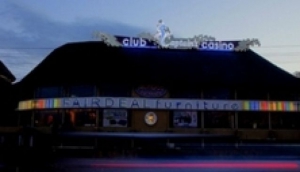 Piano Bar