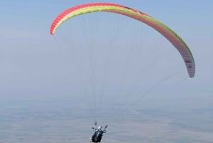 Parapente duplo com filmagem GoPro gratuita a partir de Nairobi