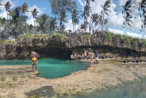 Tiwi : billet d'entrée pour la piscine africaine