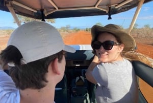 Safári nos santuários de Tsavo East e Tsavo West