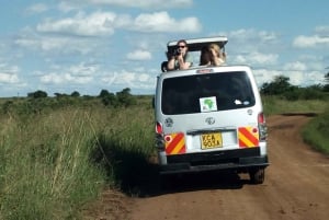 Parc national de Tsavo Est : visite de 2 jours au départ de Mombasa