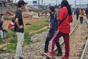 Besök Kibera - det största slumområdet med en lokalinvånare