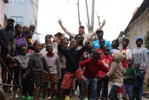 Besök Kibera - det största slumområdet med en lokalinvånare