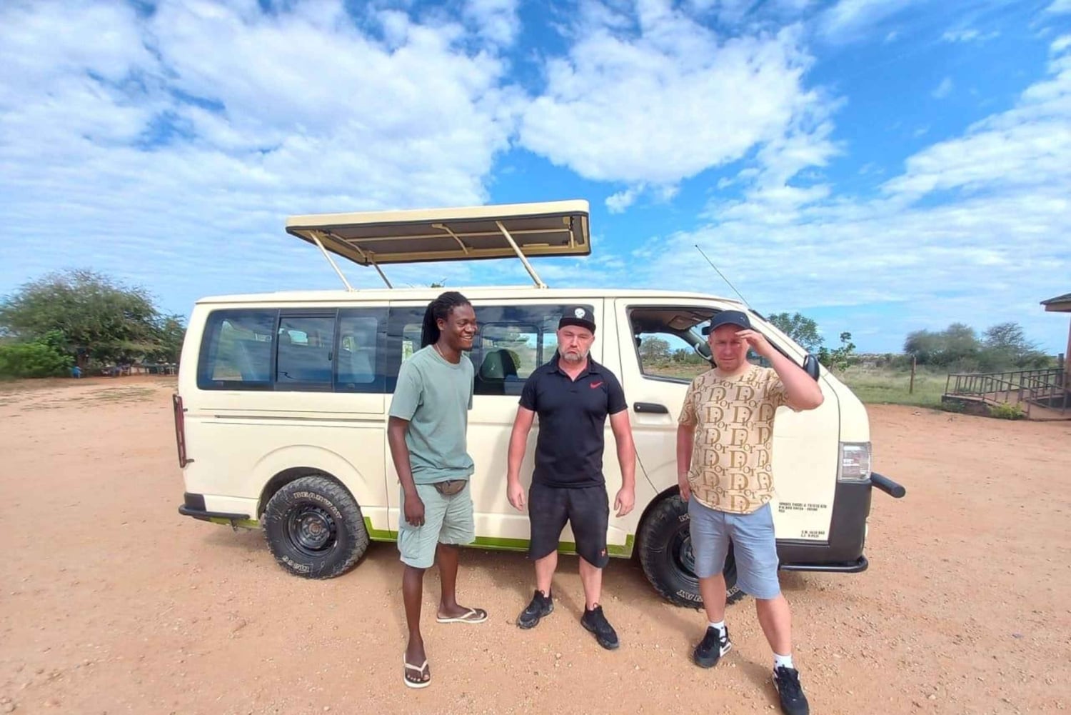 Watamu eller Malindi: Tsavo East nasjonalpark – heldagssafari