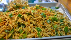 Non Pai (Bamboo Worms)