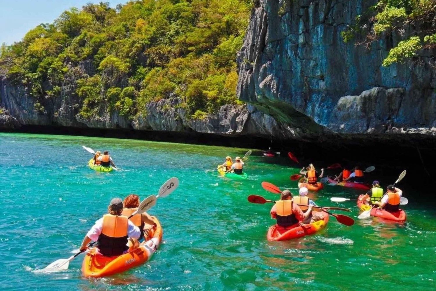 Ang Thong Marine Park Adventure with Kayaking from Samui