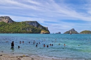 From Koh Samui: Day Tour to Ang Thong with Kayak and Lunch