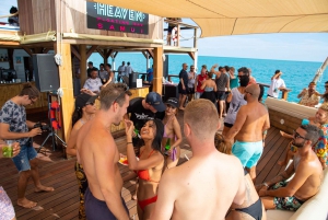 From Koh Samui: Floating Bar Cruise to Koh Mudsum w/ Buffet
