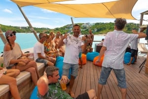 From Koh Samui: Party Boat to Koh Mudsum w/ Buffet