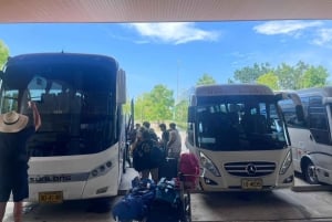 URT-lentokentältä: Jaettu kuljetus Koh Samuihin/Koh Phanganiin