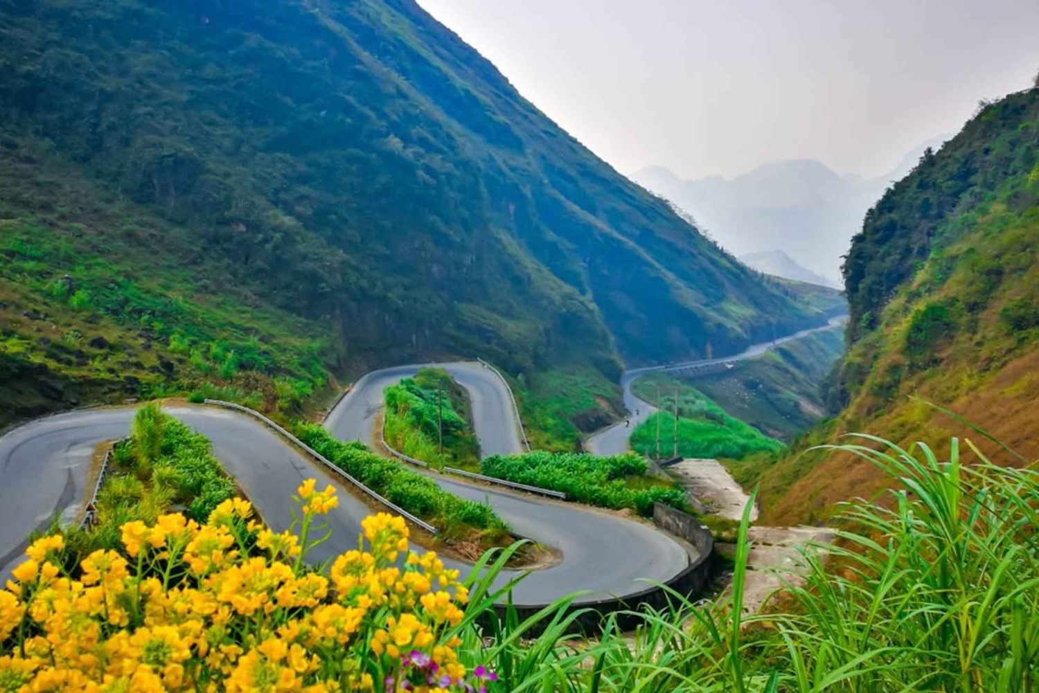 Ha Giang 4-tägige Motorradtour: Dörfer, Pässe, versteckte Schätze