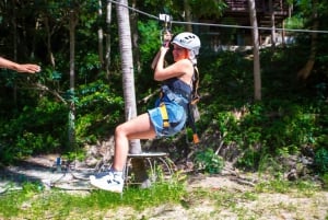 パンガン島：空高くまで登るジップラインとワンサイ滝の眺め