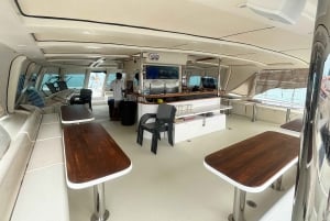 Koh Phangan: día completo en un catamarán de lujo