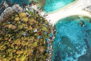 サムイ島：カタマラン船で行くタオ島とナンユアン島シュノーケリングツアー