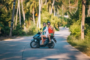 Koh Samui: Photoshoot at Temples, Beaches, and More